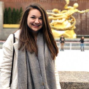 Meet your Posher, Gretchen